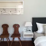 Am * ناسيريث